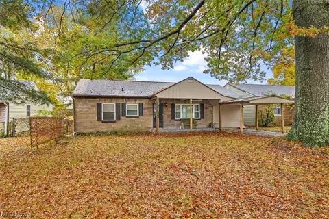 1312 11th St, Vienna, WV 26105