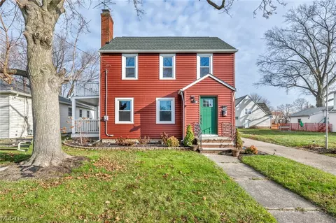 1207 Leavitt Rd, Lorain, OH 44052