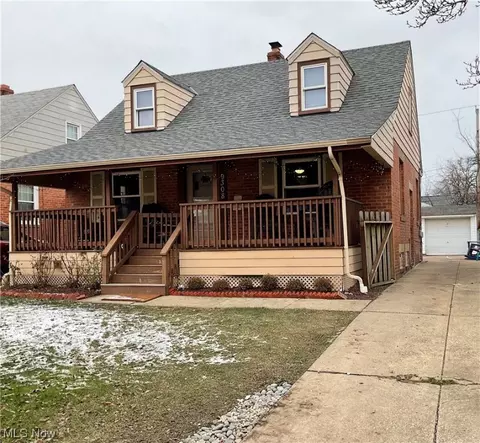 9308 Ansonia Ave, Brooklyn, OH 44144