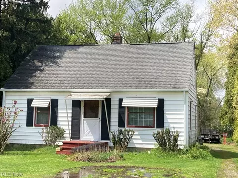 7578 W 130th St, Middleburg Heights, OH 44130