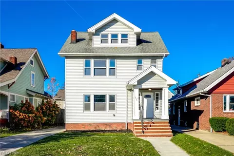 1618 Parkwood Rd, Lakewood, OH 44107
