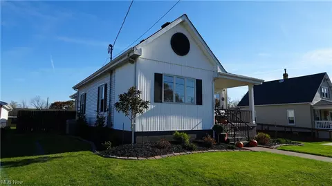 174 Powers Rd, Weirton, WV 26062 photo 4