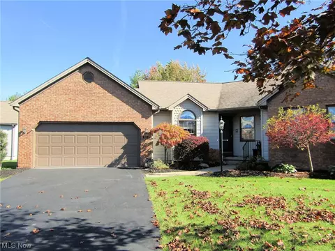 101 Talsman Dr #1, Canfield, OH 44406