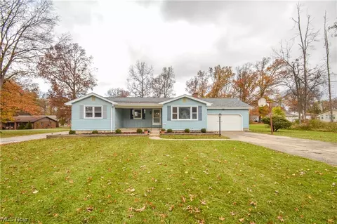 5030 Argonne Dr, Austintown, OH 44515
