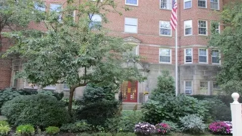 13710 Shaker Blvd #706, Shaker Heights, OH 44120