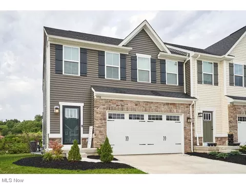 3016 Bonita Cir SE, Canal Fulton, OH 44614