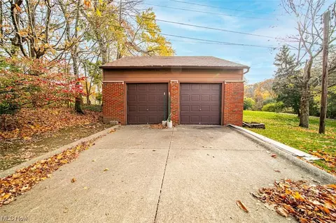 2323 Rockefeller Rd, Wickliffe, OH 44092 photo 29