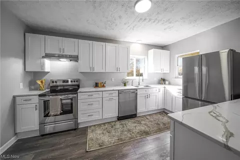 8908 School St, Windham, OH 44288 photo 4