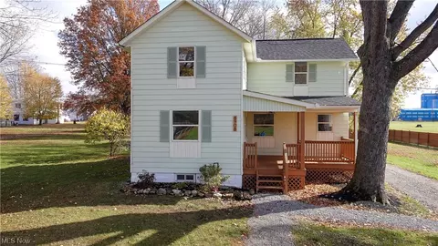 8908 School St, Windham, OH 44288