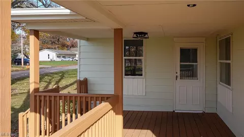 8908 School St, Windham, OH 44288 photo 3