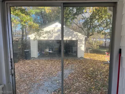1295 Brittain Rd, Akron, OH 44310 photo 12