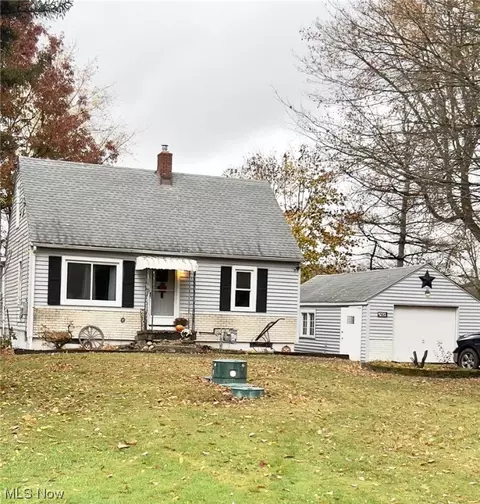 4231 Erma Rd, Norton, OH 44203