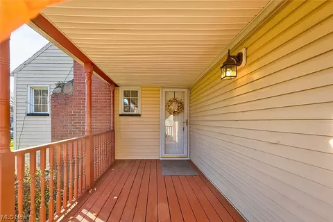 1541 Manor Ave NW, Canton, OH 44708 photo 3