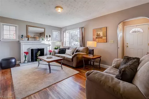 1541 Manor Ave NW, Canton, OH 44708 photo 7