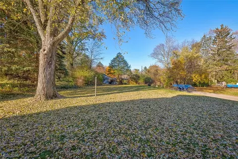 1541 Manor Ave NW, Canton, OH 44708 photo 22