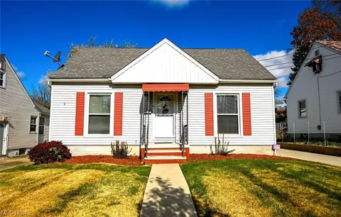 779 N Firestone Blvd, Akron, OH 44306
