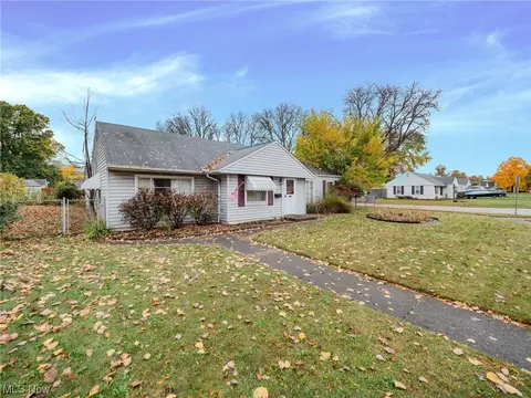 4386 W 156th St, Cleveland, OH 44135