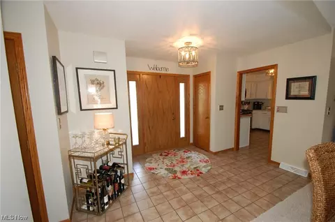 607 Silver Meadow Ln, Boardman, OH 44512 photo 5