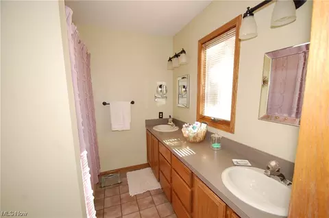 607 Silver Meadow Ln, Boardman, OH 44512 photo 18
