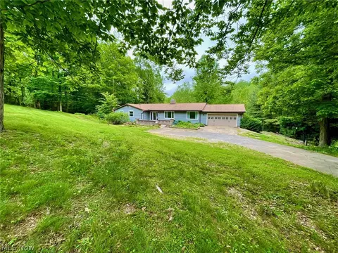 108 Deerwalk Cir, Marietta, OH 45750