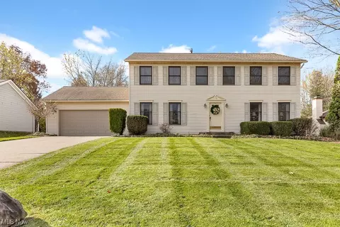 19292 Cherry Stone Ln, Strongsville, OH 44136