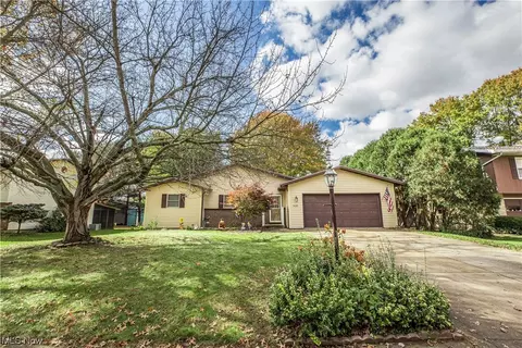 1430 Jefferson St SE, New Philadelphia, OH 44663