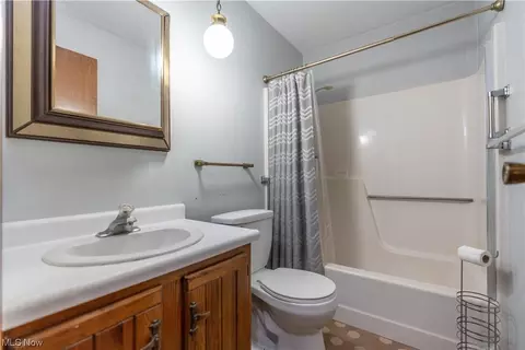 1838 Harbour Cir NW #14B, Canton, OH 44708 photo 24
