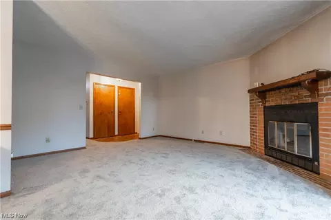 1838 Harbour Cir NW #14B, Canton, OH 44708 photo 11