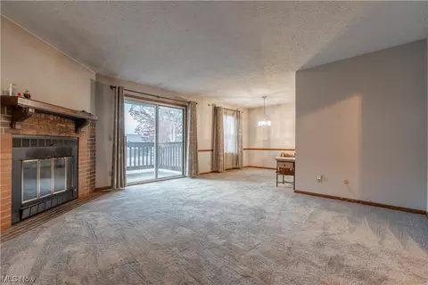 1838 Harbour Cir NW #14B, Canton, OH 44708 photo 9