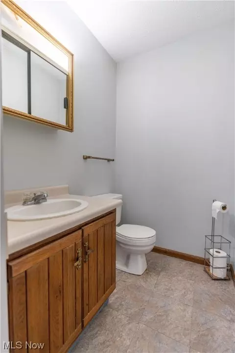 1838 Harbour Cir NW #14B, Canton, OH 44708 photo 19