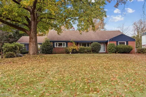 2454 5th Ave, Youngstown, OH 44505