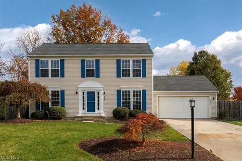 4393 Westmont Dr, Sheffield Village, OH 44054