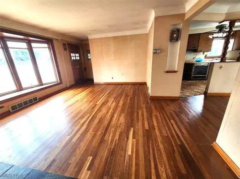 5262 Harmony Ln, Willoughby, OH 44094 photo 16