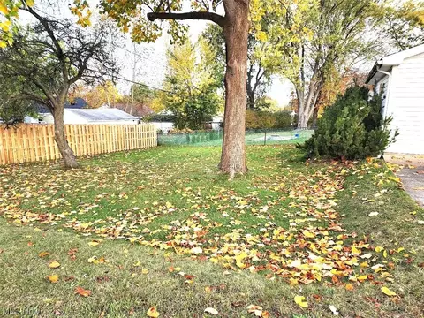5262 Harmony Ln, Willoughby, OH 44094 photo 27