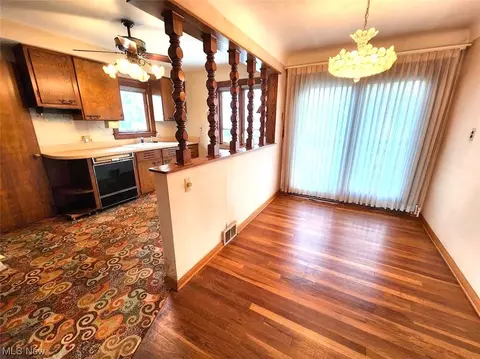 5262 Harmony Ln, Willoughby, OH 44094 photo 17
