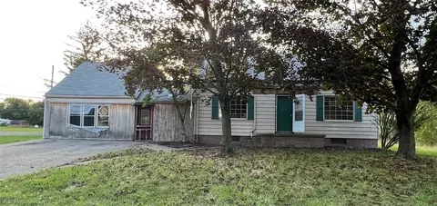 9084 12th St, North Benton, OH 44449