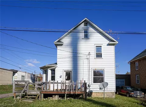 32 Auburn Pl, Alliance, OH 44601