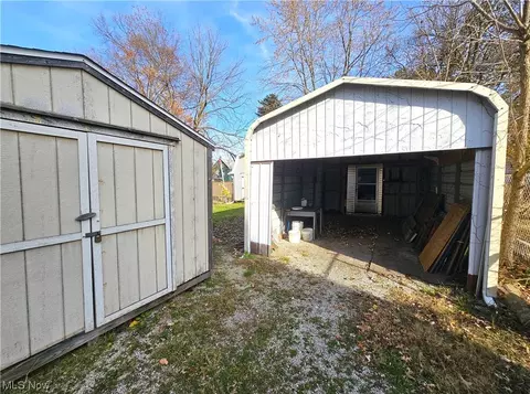 809 Beardsley St, Akron, OH 44311 photo 18