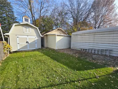 809 Beardsley St, Akron, OH 44311 photo 17