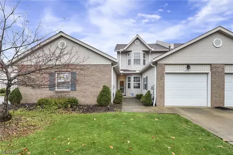 16307 Emerald Pt, Middleburg Heights, OH 44130
