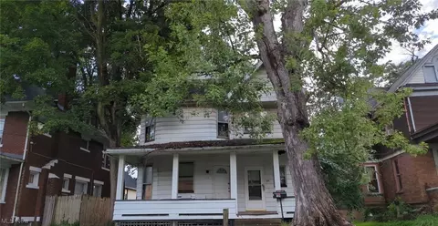 1269 Woodland Ave NW, Canton, OH 44703