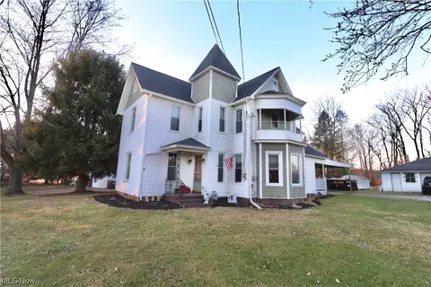145 Burbank St, Creston, OH 44217
