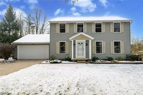 1000 Brookpoint Dr, Macedonia, OH 44056
