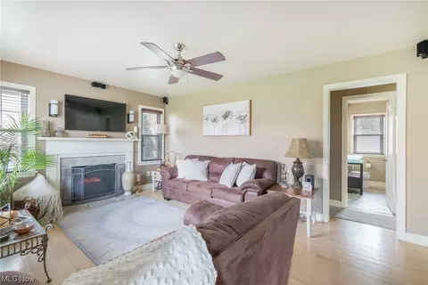 55 Woodview Ave, Boardman, OH 44512 photo 4