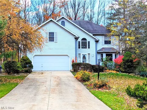 1188 Saybrook Dr, Macedonia, OH 44056