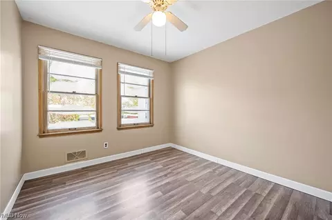5602 Ackley Rd, Parma, OH 44129 photo 19