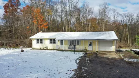 10339 Liberty St, Garrettsville, OH 44231