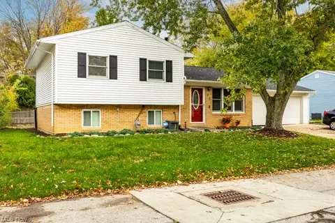 201 Kensington Rd, Vermilion, OH 44089