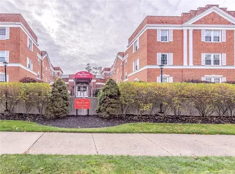19406 Van Aken Blvd #203, Shaker Heights, OH 44122