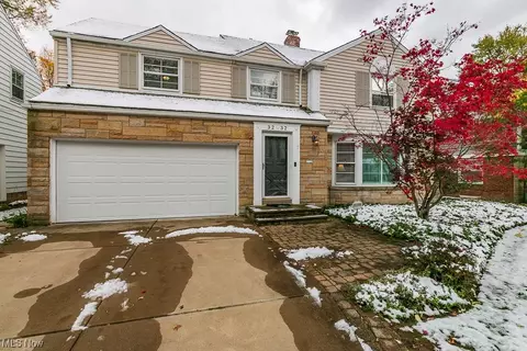 3232 Rumson Rd, Cleveland, OH 44118